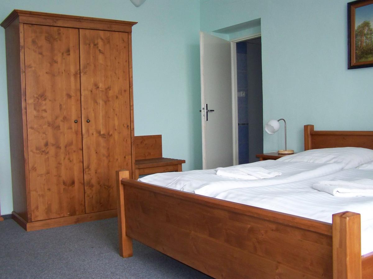Hotel Pariz Jičín Oda fotoğraf