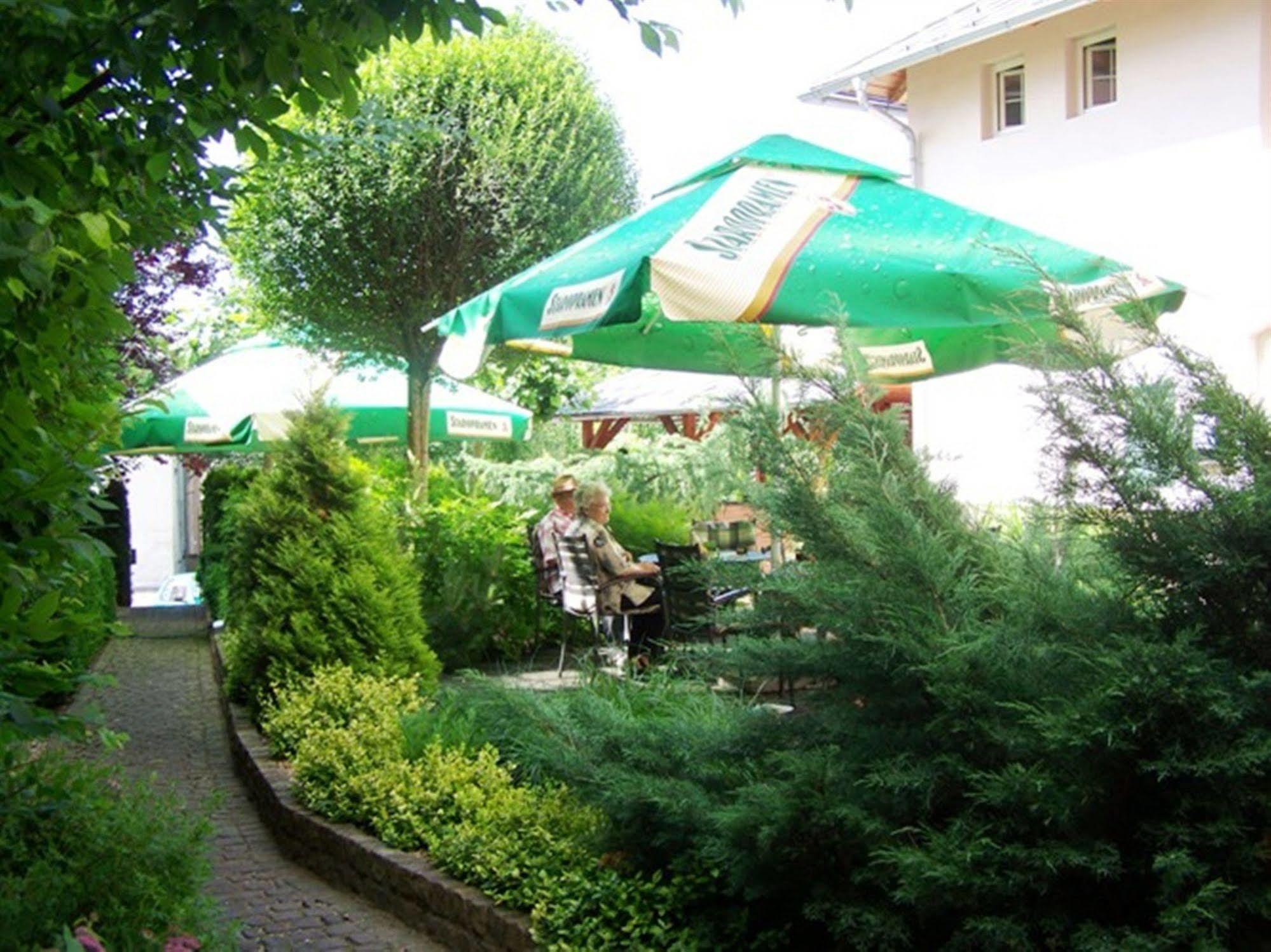 Hotel Pariz Jičín Dış mekan fotoğraf